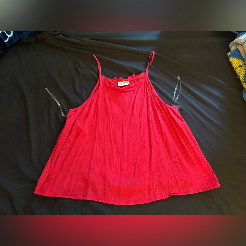 Women's Universal Thread Vibrant Red Spaghetti strap top with ruffle neck EUC